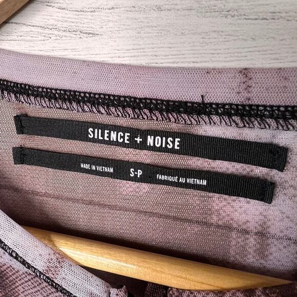 Silence + Noise Top Womens Size S-P Janice Sheer Mesh Button Down Expose Seams - Picture 2 of 16